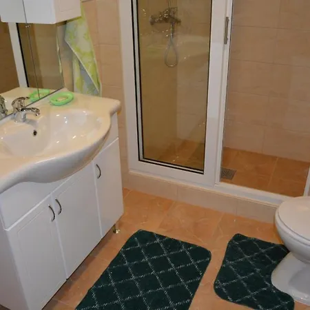 Apartment 847-1 *